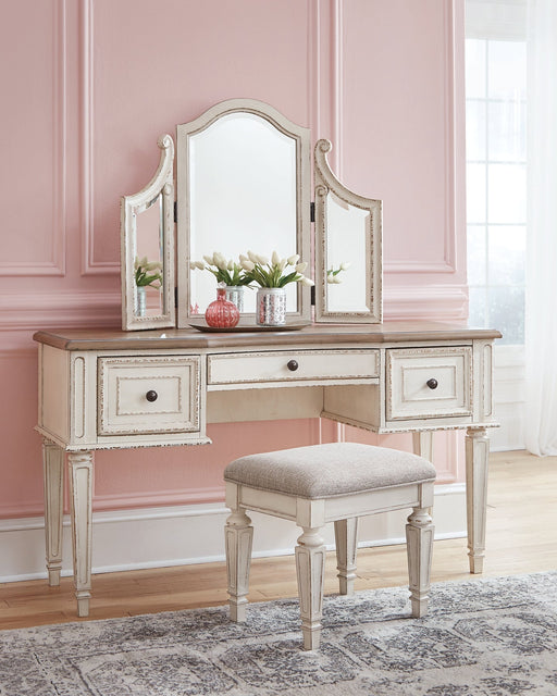 Realyn Vanity/Mirror/Stool (3/CN) Royal Furniture