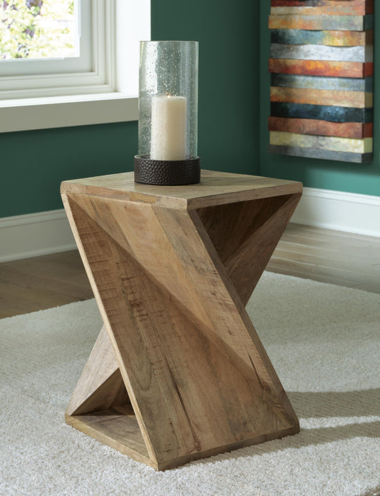 Zalemont Accent Table